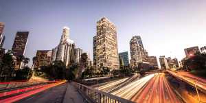 8PricelessTipsForMovingYourValuables CMS residential apartment moving moving movers foreman
